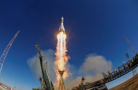 Posádka lodi Sojuz, která krátce po pistání musela nouzov pistát, zaila...