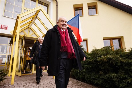 Petr Hannig poté, co v pražských Kunraticích v lednu 2018 odvolil v...