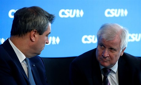 Pedseda CSU a ministr vnitra Horst Seehofer a Bavorský státní pedseda vlády...