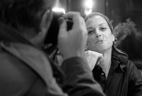 D�v�ra. Romy Schneiderová (Marie Bäumerová) p�ed objektivem svého starého...