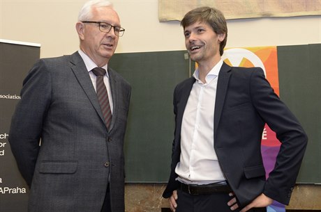 Proti Kuberovi se vyhradili nap�íklad Ji�í Draho� a Marek Hil�er.