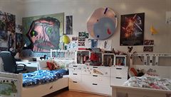 D�tský pokoj, obraz op�t man�el, nábytek v d�tském pokoji je p�evá�n� IKEA