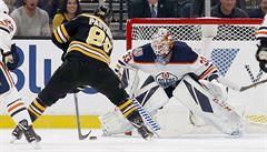 David Pastrák pomohl Boston Bruins k výhe 4:1 nad Edmontonem.