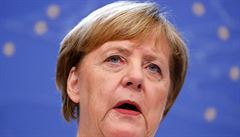 MACHÁČEK: Merkelovou ještě neodepisovat