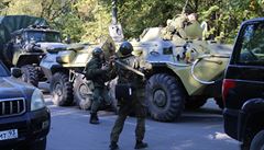 Vojáci bhem zásahu v ruské Keri.