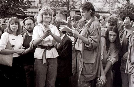 Protireimní demonstrace roku 1988 odstartoval 21. srpen - výroí dvaceti let...
