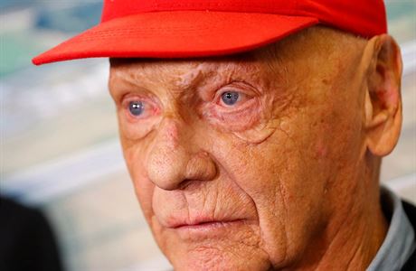 Niki Lauda opout nemocnici.