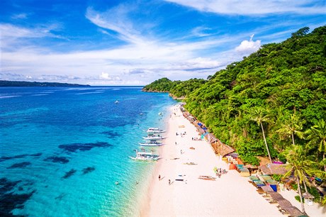 Filipíny znovu návtvníkm zpístupnily ostrov Boracay