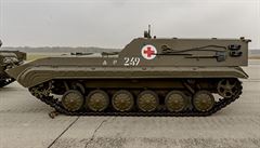 Ambulantní obrnné vozidlo sanitní OT-90 AMB-S, sanitka na podvozku bojového...