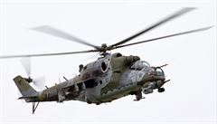 Vrtulník Mi-24/35 slouí k niení obrnných cíl a také ivé síly protivníka na...
