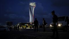 Erdogan otevřel největší letiště na světě. Jeho stavba údajně stála stovky životů