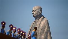 V indickém stát Gudarát byla odhalena 182 metr vysoká socha indického...