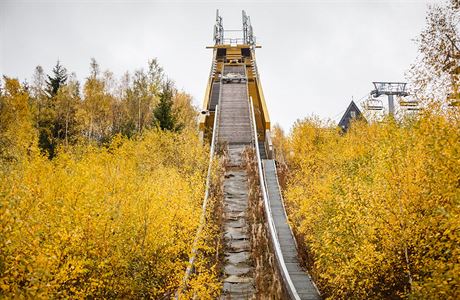 Na njezdovku rolba vbec nejede, to se dl lidskmi silami, mme na to...