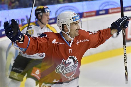 Utkání 16. kola hokejové extraligy: HC Verva Litvínov - HC Dynamo Pardubice, 3....