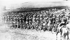 Mobilizované jednotky na behu eky Danube naproti Blehradu. Rakouské jednotky...