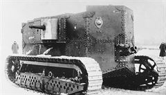 Na snímku z roku 1917 je zachycen tank z první svtové války. Tanky se bhem...