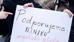 Známé osobnosti podporují autonomní centrum Klinika. �Podporujeme Kliniku,...