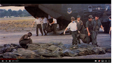 V osadě Jonestown v Guyaně se odehrála největší masová sebevražda v dějinách.