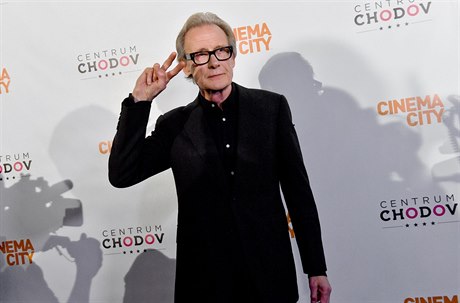 Britský herec Bill Nighy navtívil Prahu v rámci uvedení benefiní projekce...