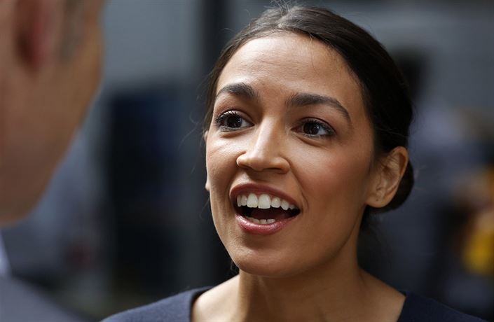 Nejmladí kongresmanka v historii Alexandria Ocasio-Cortezová.