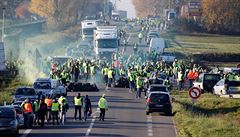 Dálnice A6 spojující Lyon s Paíí byla nad Lyonem zablokována v obou smrech....