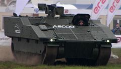 Vojenské vozidlo Ascod na Dnech NATO v roce 2016.