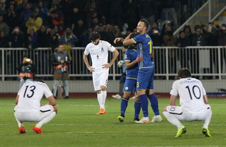 Hri Kosova se raduj, soupei z Kosova smutn.