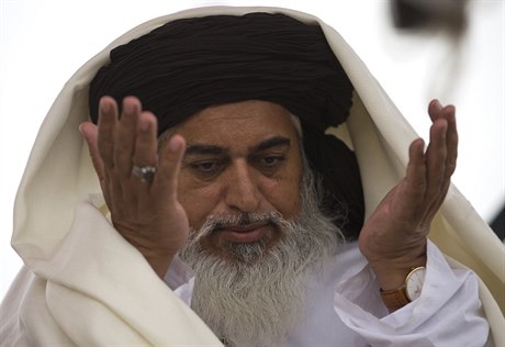 Pákistánský duchovní Chádim Husajn Rizví je zárove i vdce islamistické strany...