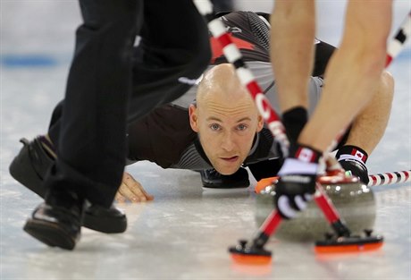 Lídr kanadského curlingového týmu Ryan Fry.