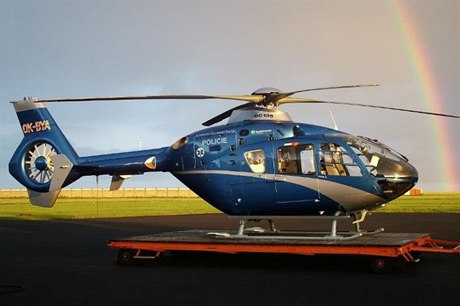 Policejní helikoptéra EC135.