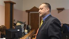 Bývalý manaer Mostecké uhelné spolenosti (MUS) Marek mejla u soudu.