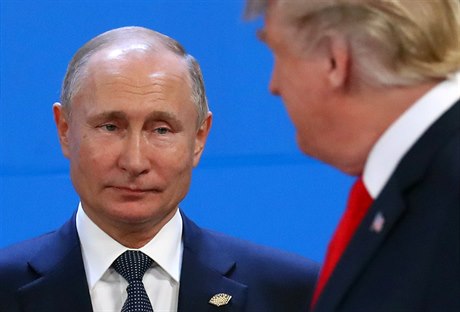 Vladimir Putin a Donald Trump na summítu lídr G20 v Buenos Aires.