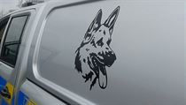 Detailn pohled na policejn vz Volkswagen Amarok pro pepravu sluebnch ps.