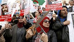 Saúdský korunní princ v úterý navtívil Tunisko. Lidé proti nmu protestovali s...