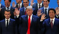 Trump zrušil setkání s novináři po summitu G20, údajně z úcty k Bushovi staršímu. Má být až po pohřbu