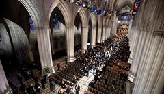 Washingtonská katedrála oekává zahájení bohosluby za zemelého George Bushe...