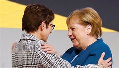 Novou předsedkyni CDU čekají neklidné časy