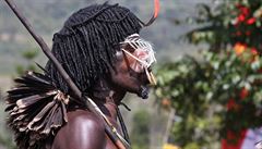 Mu z papuánského kmene Dani.