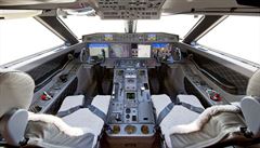 Letadlo Gulfstream G650 (na snímku) je pohánno motory Rolls Royce, zatímco...