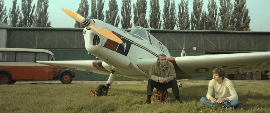 Jií Dvoák jako pilot. Snímek Naruitel (2018). Reie: David Balda.
