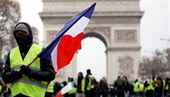 ‚Macrone, odstup!‘ Ve Francii se konal již desátý protest, do ulic vyšlo 80 tisíc demonstrantů ve žlutých vestách