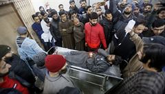 Protestovali po smrti tří civilistů, o život jich při demonstraci přišlo dalších sedm