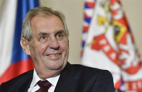 Snímky pracujících Romů jsou iniciativou jen desetiny romské populace, míní  Zeman | Domov | Lidovky.cz