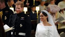 KVĚTEN - Meghan Markleová a princ Harry si řekli své „ano“. Královskou svatbou...