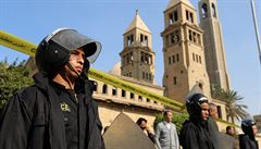 Exploze uvnit koptskho kostela v Khie zabila nejmn 25 lid