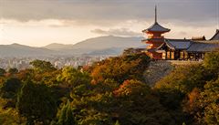 Kjóto je msto v Japonsku s populací více ne 1,5 milionu.
