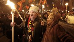 Někteří ho milují, jiní nenávidí. V Kyjevě na Nový rok vyšli do ulic Banderovi... | na serveru Lidovky.cz | aktuální zprávy