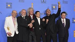 Jim Beach (zleva), Roger Taylor, Brian May, Rami Malek, Graham King a Mike...