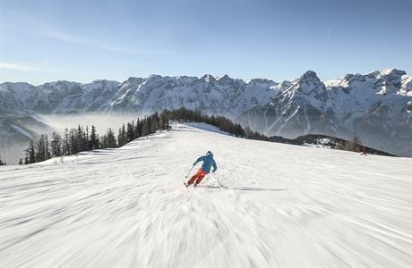 Na otočku do Rakouska. Užijte si jednodenní lyžařský výlet k sousedům |  Cestování | Lidovky.cz