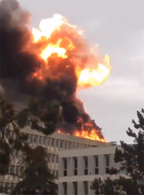 Výbuch na kampusu univerzity v Lyonu.